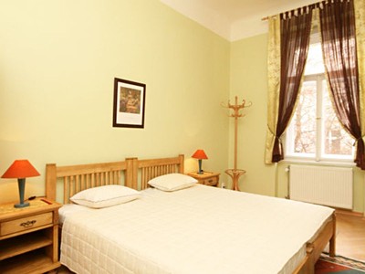 Makléř Lucie Young Home Sweet Home • Sreality.cz Makléř Lucie Young Home Sweet Home • Sreality.cz